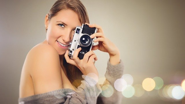 fotografující žena